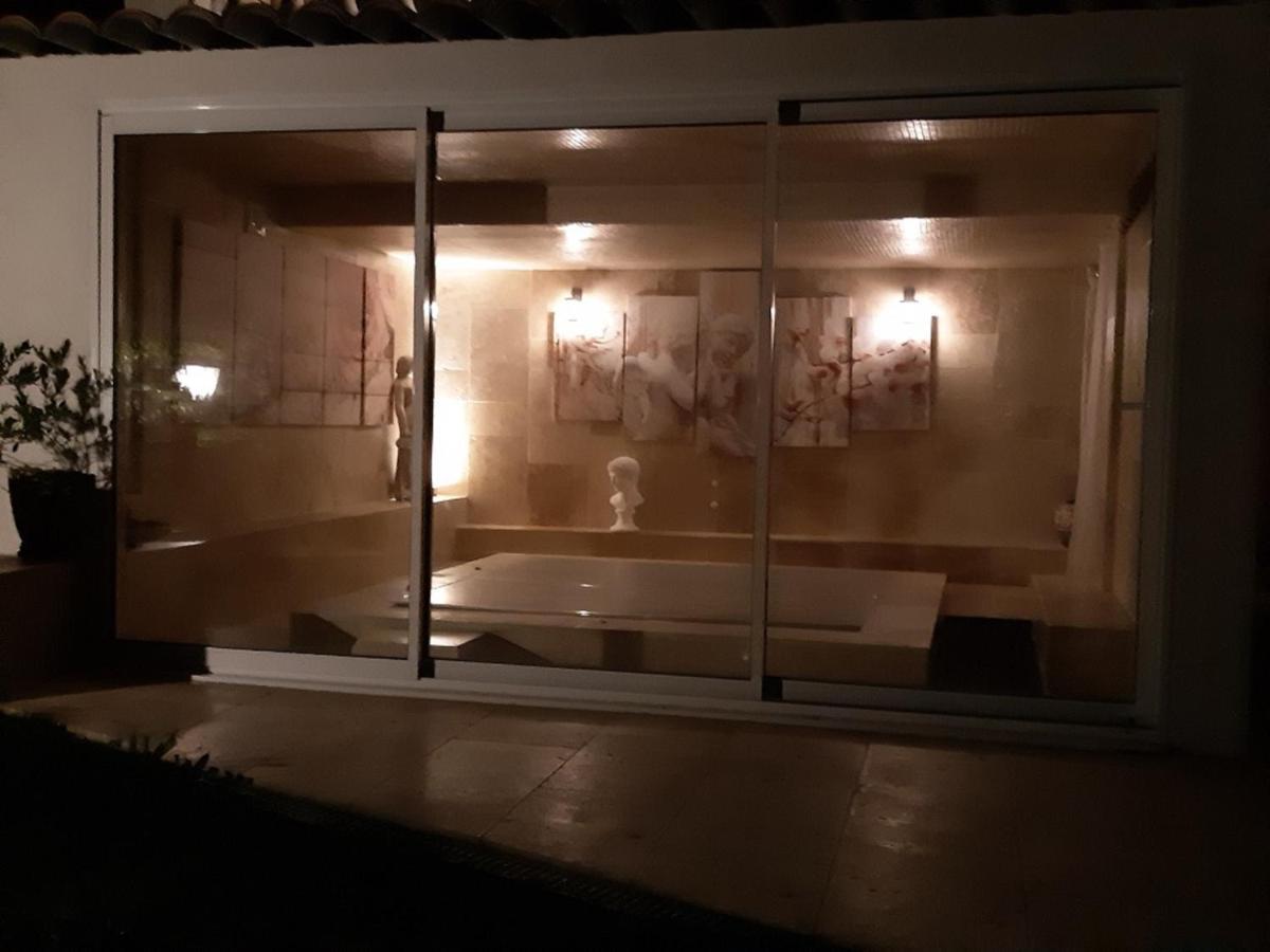 Chambres D'Hotes- Piscine, Spa, Tennis Belcodene Exteriör bild